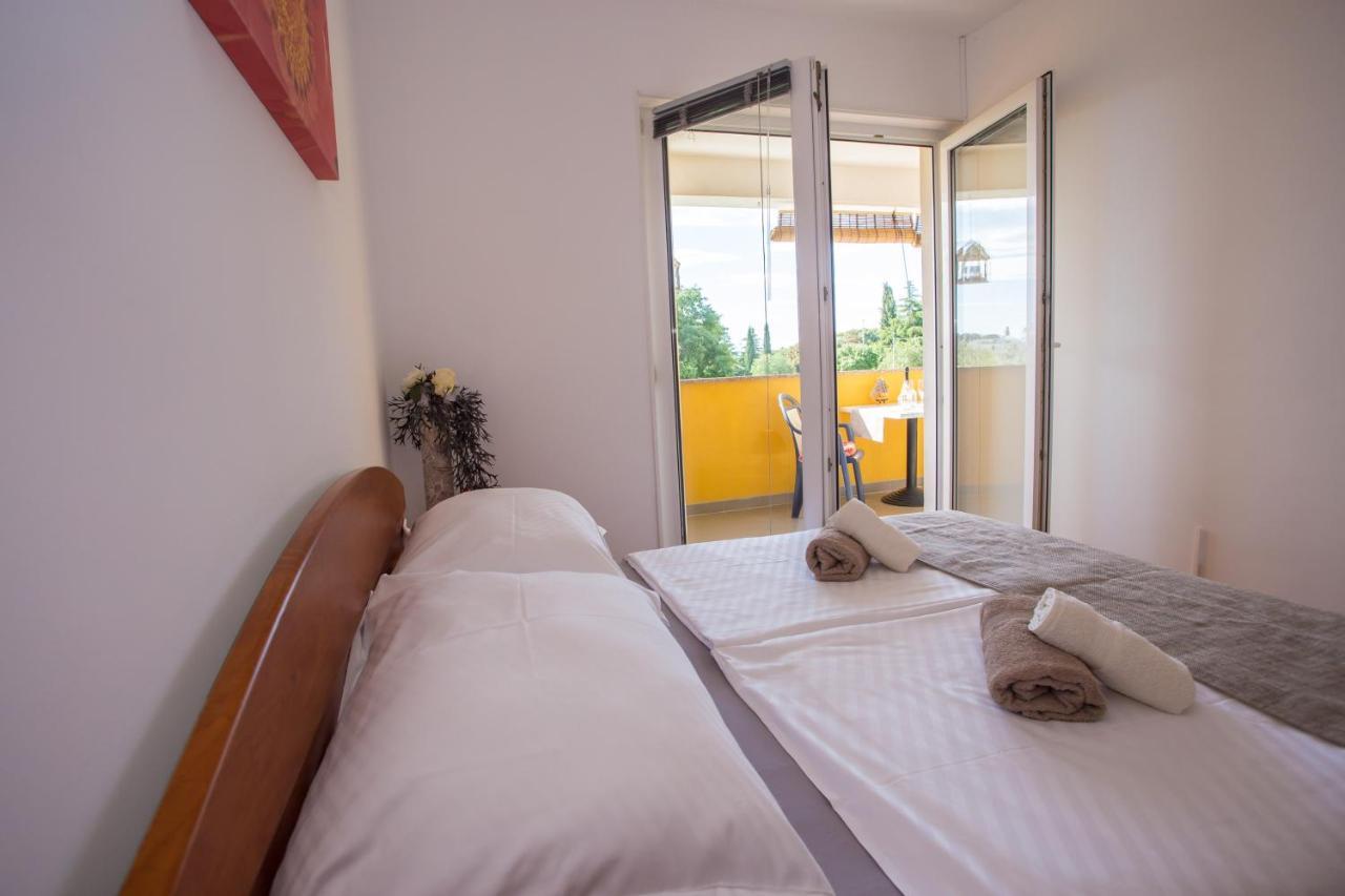 Apartman Vlado Apartment Върсар Екстериор снимка