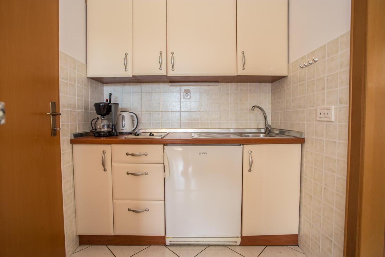 Apartman Vlado Apartment Върсар Екстериор снимка