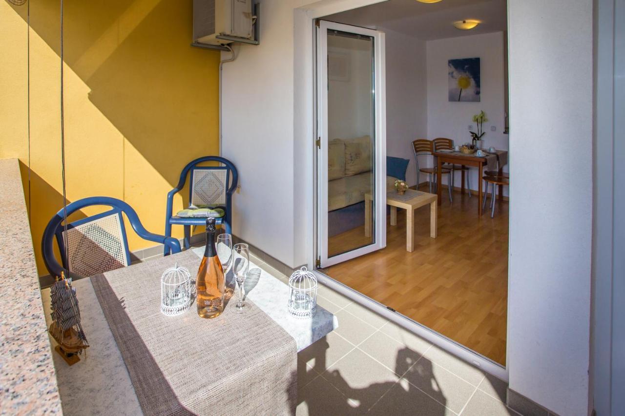 Apartman Vlado Apartment Върсар Екстериор снимка
