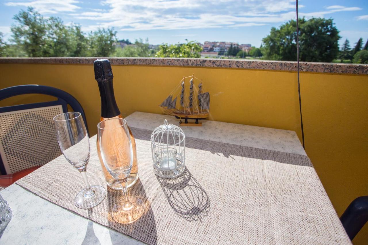 Apartman Vlado Apartment Върсар Екстериор снимка