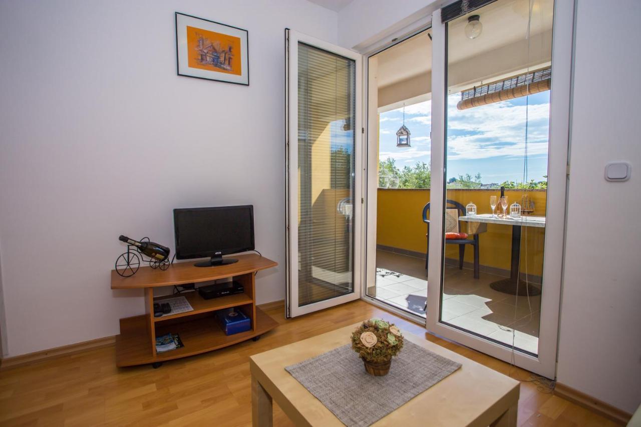 Apartman Vlado Apartment Върсар Екстериор снимка