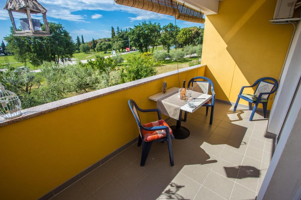 Apartman Vlado Apartment Върсар Екстериор снимка