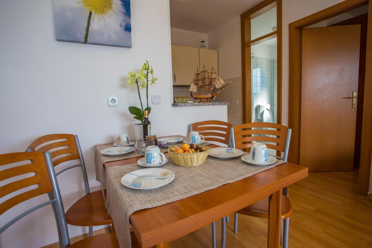 Apartman Vlado Apartment Върсар Екстериор снимка